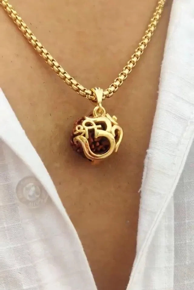 ShivAura™ Rudraksha Pendant – Divine Protection and Inner Peace