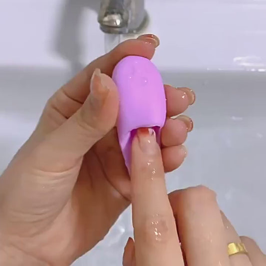 Face Scrubber Cleanser Brush Removing Blackheads and Massaging Soft Silicone Manual Facial Cleansing Brushes Pack of 2